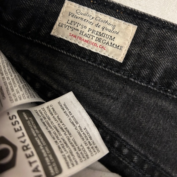 LEVI’S 501 Shorts - Picture 12 of 12
